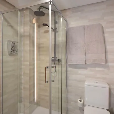 De Lujo-centro Kilometro 0-parking Vigo